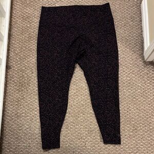 Hyba Size 2XL Black and Burgundy Patterned Leggings